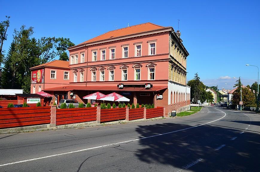Grand Hotel ยาโรเมียร์จ ภายนอก รูปภาพ
